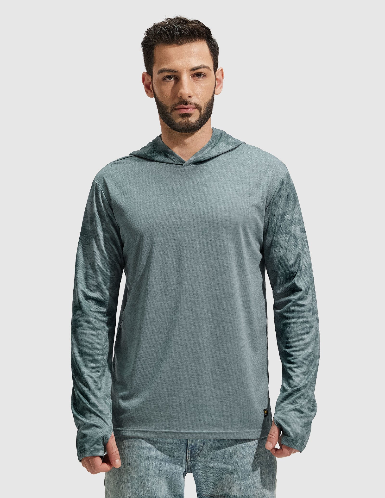 MIER Men's Camouflage-Sleeve Long-Sleeve Performance Hoodie Men's T-Shirts Green Camo / S