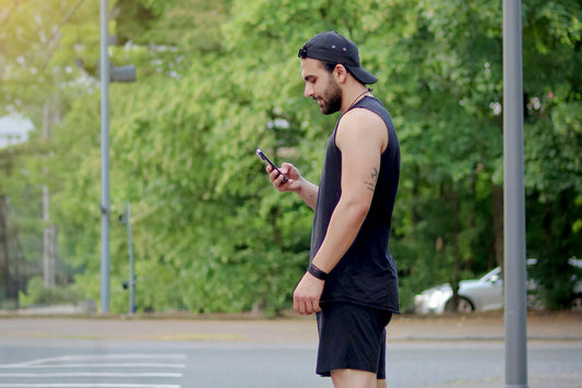 How to Keep Your Phone in Shorts While Running