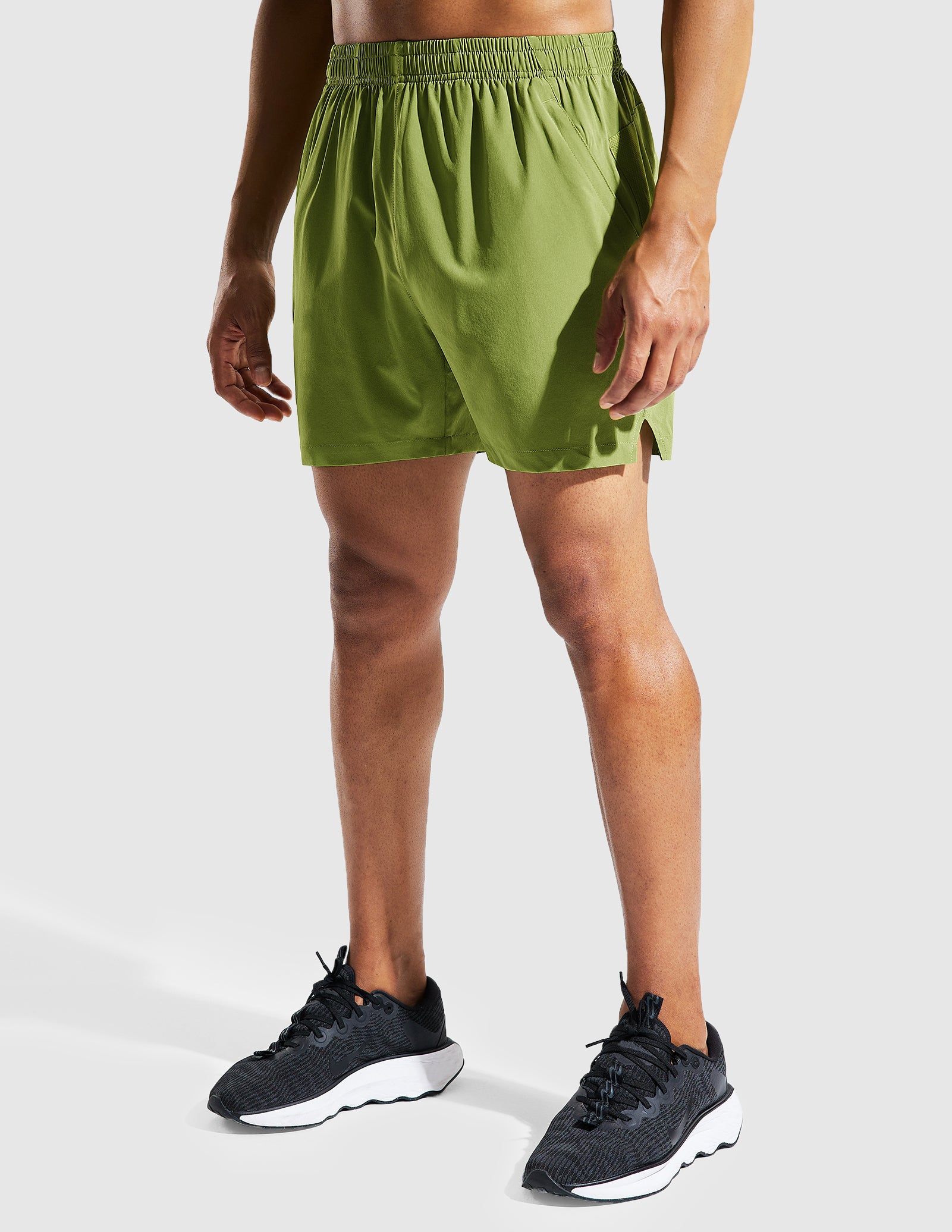 MIER Men‘s 5 Inch Running Shorts with Zipper Pockets Men's Shorts