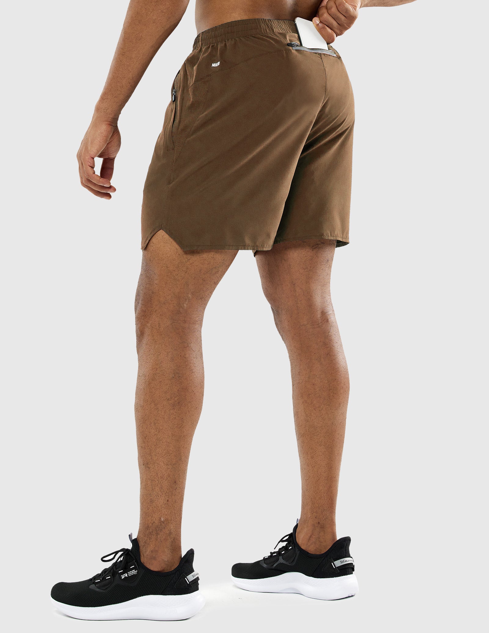 Pantalones cortos de entrenamiento para hombre de 5 pulgadas con bolsillos con cremallera