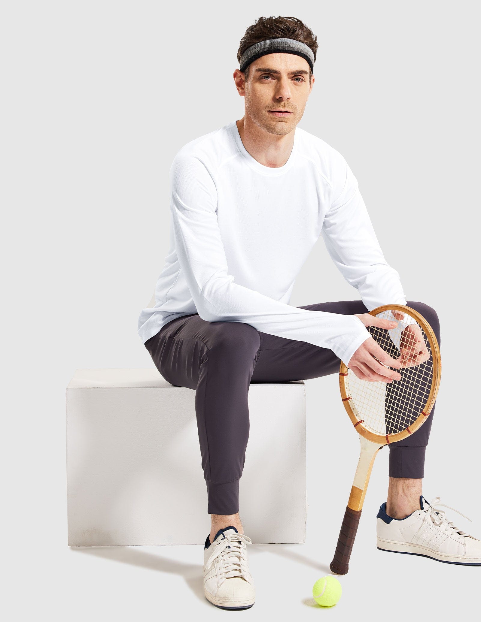 MIER Men’s UPF 50 Plus Long Sleeve Running Shirt Lightweight and Moisture Wicking Men's T-Shirts