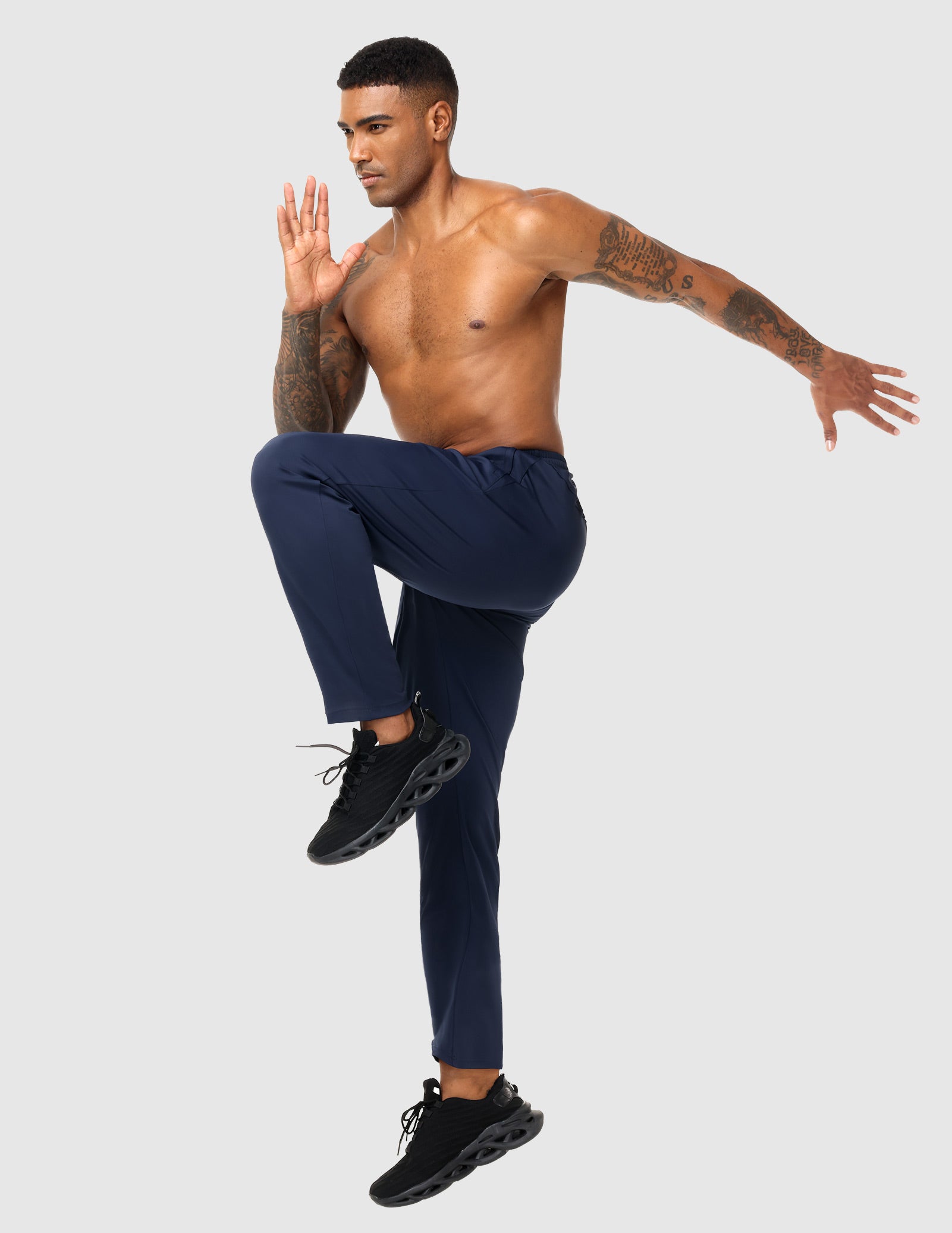 MIER Men’s Workout Sweatpants Lightweight Jogging Track Pants with 3 Zipper Pockets Men's Train Pants