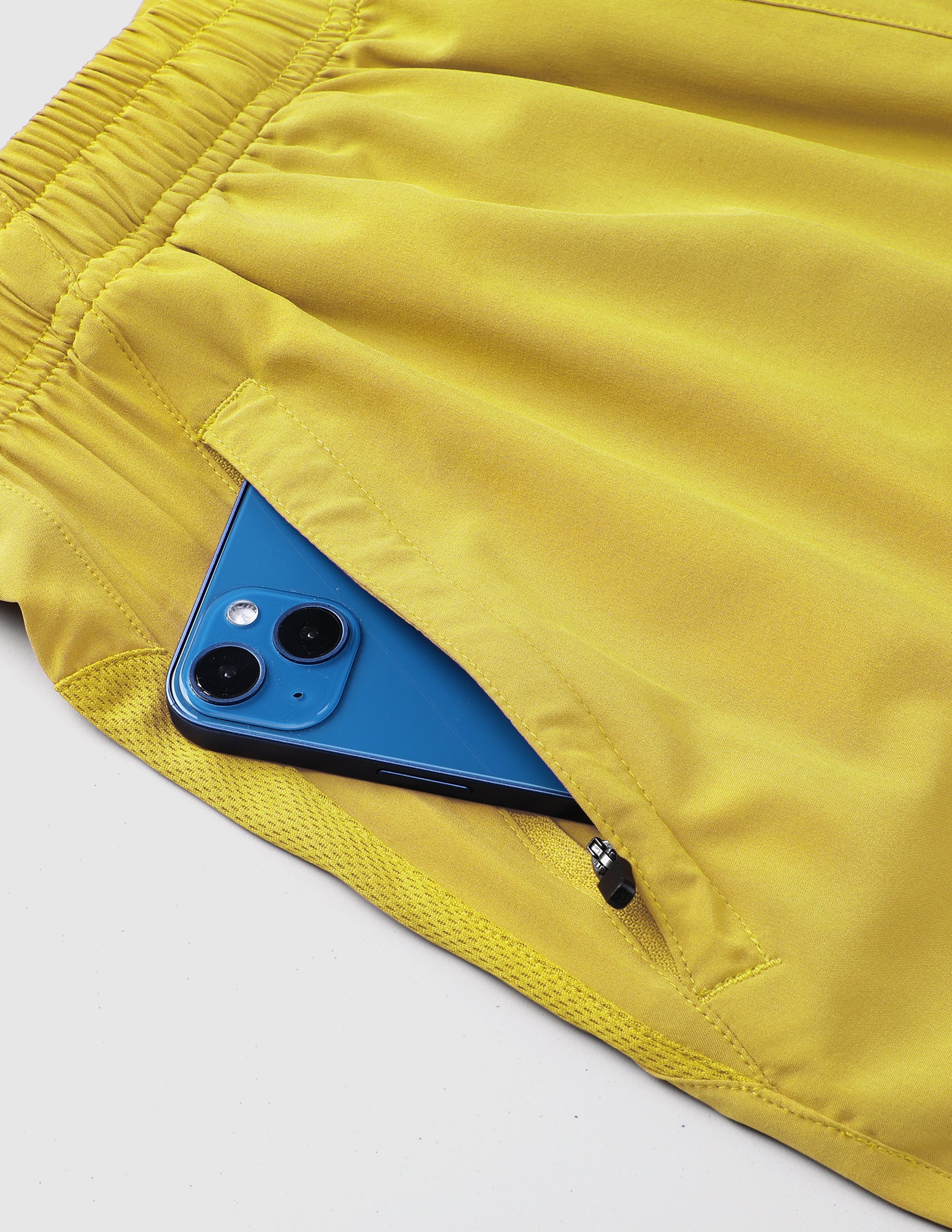 MIER Men‘s 5 Inch Running Shorts with Zipper Pockets Men's Shorts