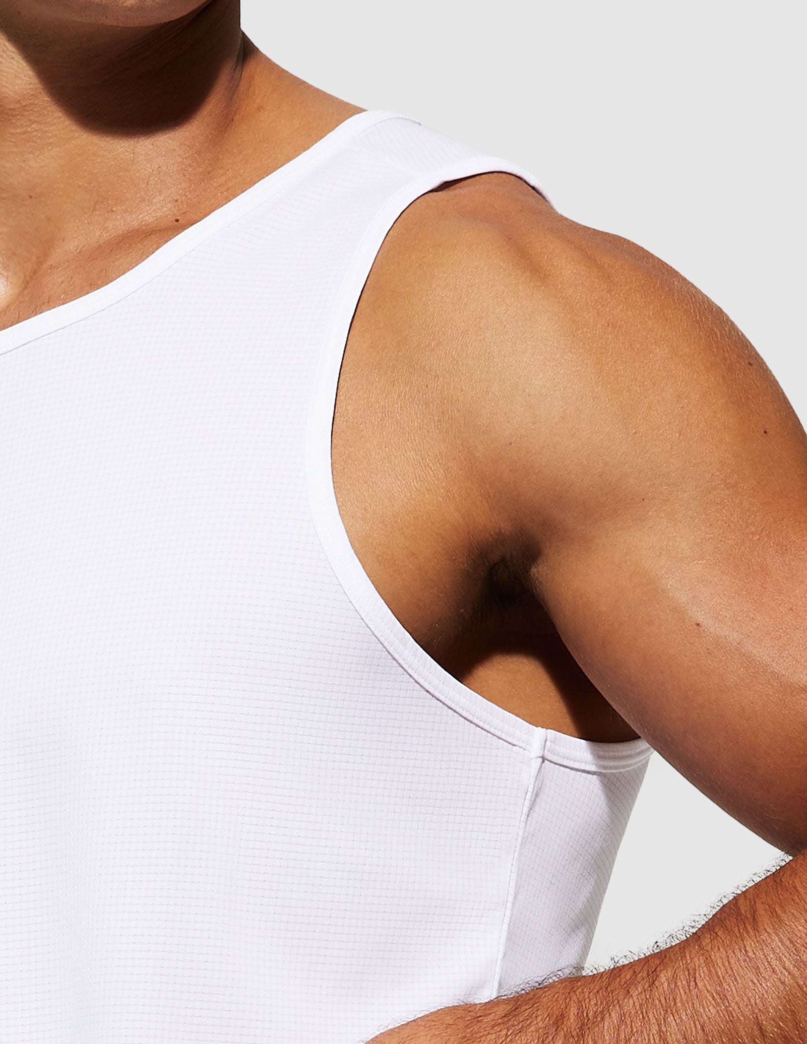 MIER Summer Running Tank Top Lightweight and Sweat Wicking Men's Tank Top