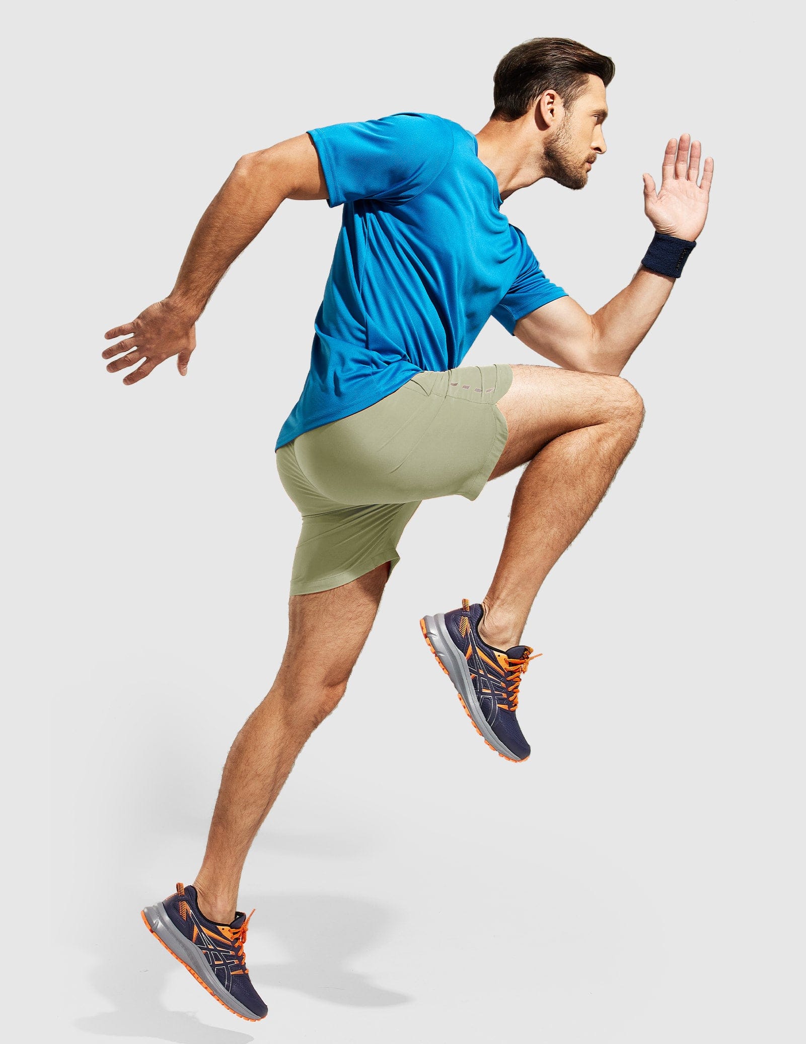 MIER Men's 7 Inch Quick Dry Running Shorts with Zipper Pockets Men's Shorts