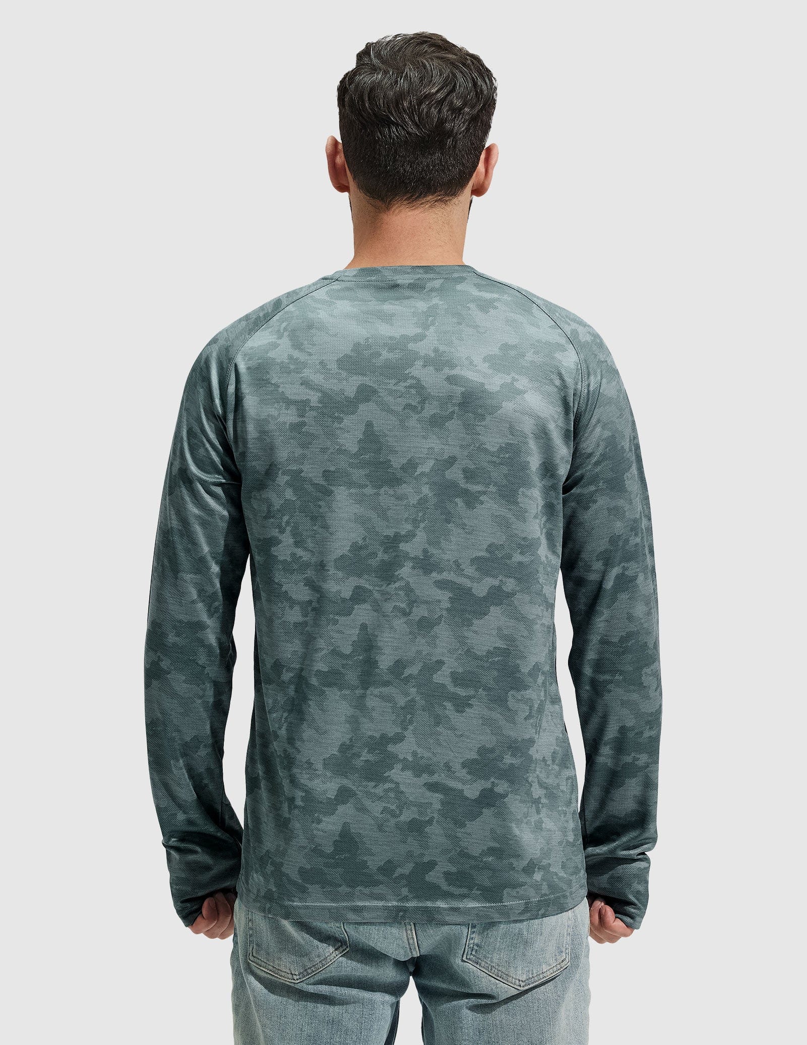 MIER Men’s UPF 50 Plus Long Sleeve Running Shirt Lightweight and Moisture Wicking Men's T-Shirts